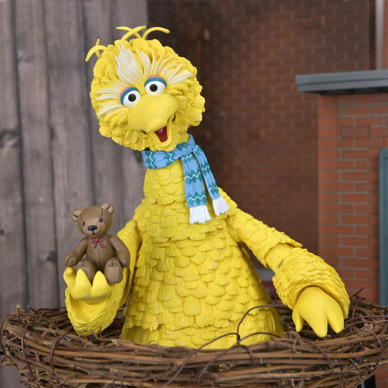 Pre Order ) NECA Sesame Street Ultimate - Ultimate Big Bird Action