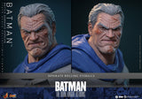 ( Pre Order ) Hot Toys Batman: The Dark Knight Returns Batman (Battle Damaged Version) 1/6th Scale Collectible Figure