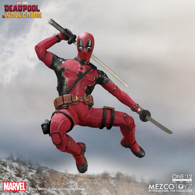 Pre Order ) Mezco One:12 Collective Deadpool & Wolverine