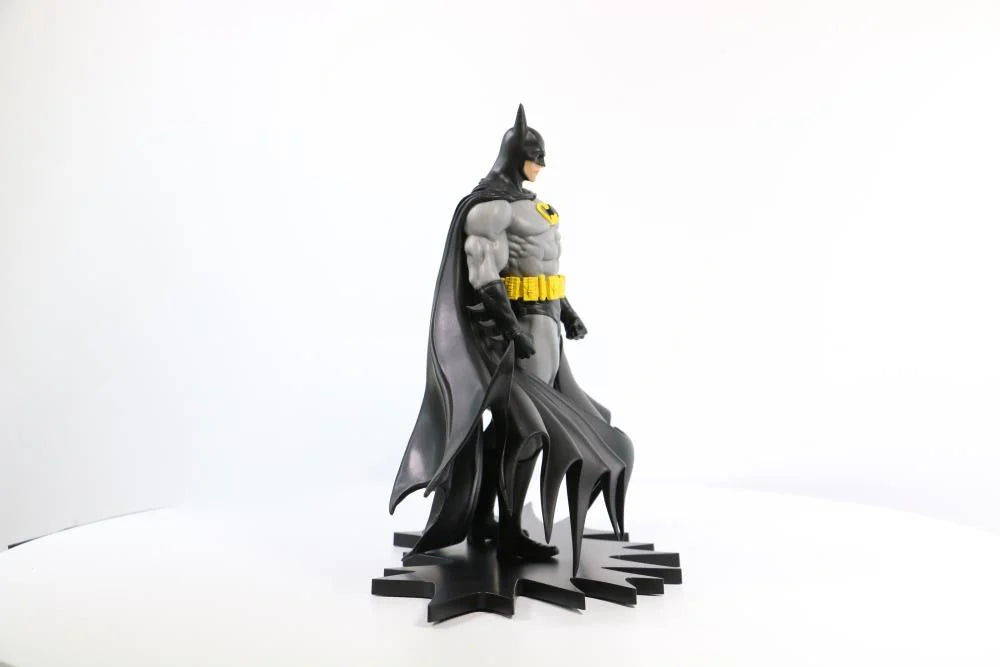 IN STOCK! DC Comics Batman (Black Version) 1/8 Scale PX Previews