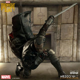 ( Pre Order ) Mezco One:12 Collective Blade Midnight Sons Action Figure