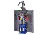 ( Pre Order ) Transformers War for Cybertron: Earthrise Leader Optimus Prime - reissue