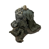 ( Pre Order ) NECA Friday the 13th: The Game Pamela Shrine Diorama