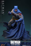 ( Pre Order ) Hot Toys Batman: The Dark Knight Returns Batman (Battle Damaged Version) 1/6th Scale Collectible Figure