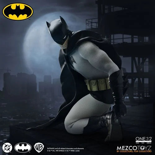 Pre Order ) Mezco One:12 Collective Batman:Year One Collective Pre Order ) Mezco One:12 Collective Batman:Year One Collective