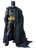 ( Pre Order ) MAFEX Hush Batman ( Blue Costume  ) Action Figure Reissue